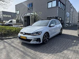 Vaurioauto  passenger cars Volkswagen Golf 2.0 TSI GTI MATRIX/PANO/NAVI/VIRTUAL/ACC/KEYLESS VOL 2017/12