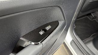 Kia Sportage Kia SPORTAGE 1.6 T-GDi Hybrid DynamicLine CAMERA/STOELVERW V+A / STUURVER/RADAR VOL NIEUW! picture 22