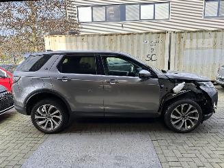 Land Rover Discovery Sport VOLLEDIG RIJDBAAR/D165 2.0 4x4 PANO/LED/FULL-ASSIST/FULL OPTIONS picture 5