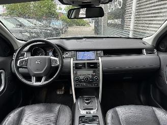 Land Rover Discovery Sport 2.0 TD4 PANO/CAMERA/LEDER/TREKHAAK/MERIDIAN/LED/RIJDBAAR! picture 12