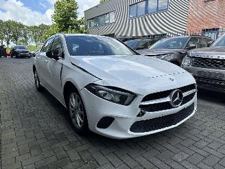 Coche accidentado Mercedes A-klasse A180d GROOT SCHERM/LED/CAMERA 2019/7