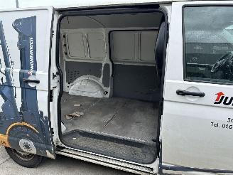 Volkswagen Transporter 2.0 TDI MINIMAL DRIVEABLE 2X SCHUIFDEUR DAMAGE 60.000KM! | AIRCO | CRUISE picture 7