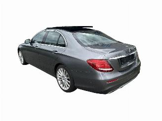 Mercedes E-klasse 200 AMG PANO/LED/19INCH picture 6