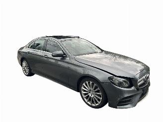 krockskadad bil auto Mercedes E-klasse 200 AMG PANO/LED/19INCH 2016/11