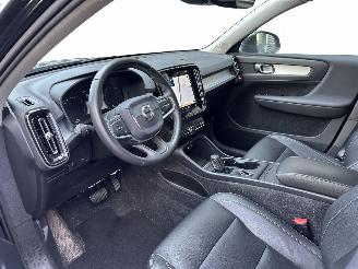 Volvo XC40 1.5 T3 R-Design NAVI/LED/CAMERA/FULL ASSIST/LEDER/VOL OPTIES! picture 7