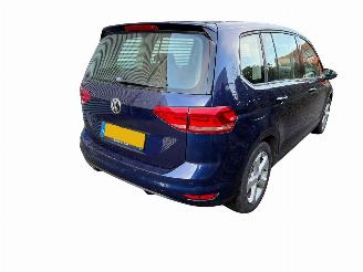 Volkswagen Touran 1.4 TSI MFS/PDC/CLIMA SCHADEVRIJ! picture 4