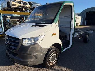 Sloop bus Mercedes  W907 2021/12