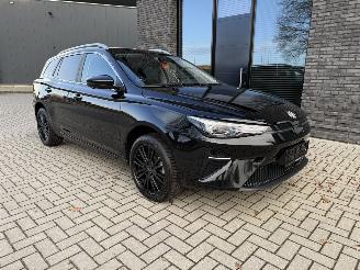 MG MG5 Electric Long Range 61kWh 157PK Aut. Luxury picture 3