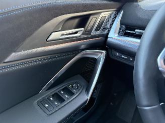 BMW iX2 eDrive20 73kWh 204PK Aut. M-Sport VOLL! picture 31