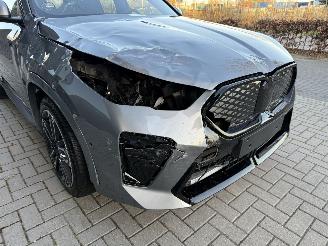 BMW iX2 eDrive20 73kWh 204PK Aut. M-Sport VOLL! picture 36