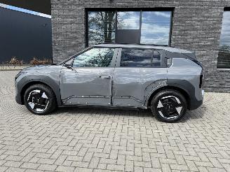 Kia EV3 81.4 kWh 204PK Aut. Earth DriveWise NEW! picture 12