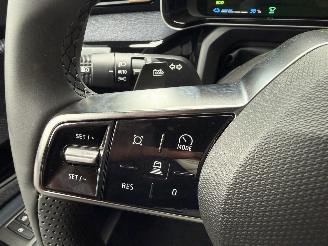 Renault 4 NEW MODEL EV! 52kWh Comfort Range 150PK Techno VOL! picture 33