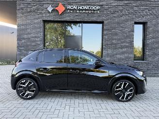 Schadeauto Peugeot e-208 GT 51kWh 156PK Aut. PANO VOL! 2025/10