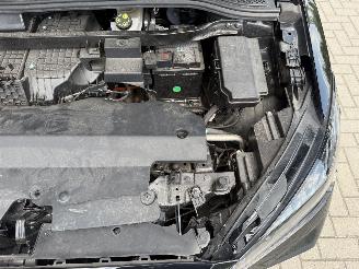 MG MG4 Electric Long Range 64kWh 204PK Aut. Luxury picture 36