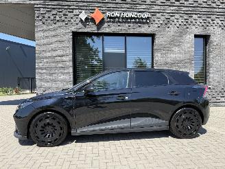 krockskadad bil auto MG MG4 Electric Long Range 64kWh 204PK Aut. Luxury 2025/6