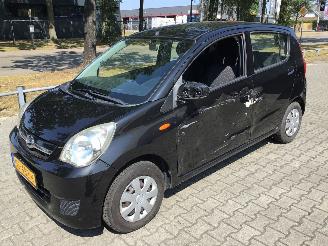 Avarii autoturisme Daihatsu Cuore Cuore  1.0 trend AUTOMAAT lichte schade 2009/1