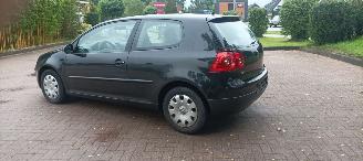 Volkswagen Golf 1.4-16v 80pk Climatecontrol CruiseControl Leren-Stuurwiel Mistlampen Parkeersensoren elek-ramen elek-buiten spiegel picture 3
