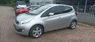uszkodzony samochody osobowe Kia   2013/1