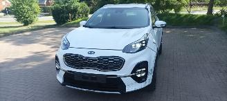 Kia Sportage 2.0-GT 185pk Diesel MHEV Automaat 4WD Leder JBL Dab audio Stoelverwarming Stoelventilatie Full-Led koplampenLed achterlichten Cruisecontrol Dimmende binnenspiegel Trekhaak CruiseControl 4xStoelverwarming Blindspot Systeem 360 Camerasysteem Elektrische ach picture 12