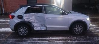 Volkswagen T-Roc 1.5-TSI 150pk R-Line Design Navi Full-Led koplampen Led achterlichten Climatecontrol CruiseControl Stoelverwarming Lichtautomaat Privacyglas picture 7