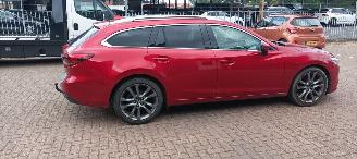 Mazda 6 4x4  Automatik Navi Led koplampen led achterlichten Headup Leren Sportstoelen Memory keyless Entry Blindspot Drivelane cruisecontrol met radar Stoelverwarming Lichtautomaat Regensensor Bose Soundsystem 19-inch velgen trekhaak picture 4