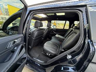 BMW X7 xDRIVE 40i High Executive 7pers-PANO-LEDER-360 CAMERA-4 WIEL BESTURING picture 9