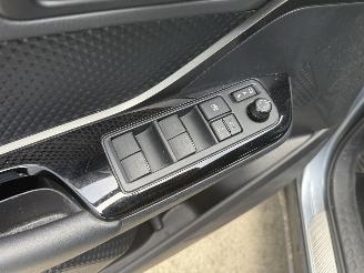 Toyota C-HR 2.0 HYBRID Dynamic-NAVI-CAMERA picture 16