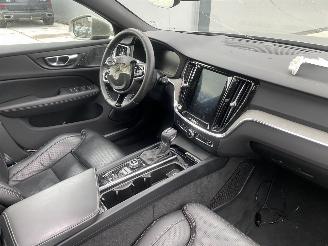 Volvo V-60 2.0 D4 190 PK  INSCRIPTION-PANO-CAMERA-NAVI-MEMORY STOELEN picture 18