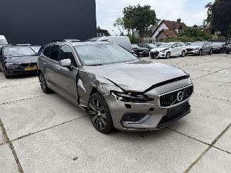 Avarii autoturisme Volvo V-60 2.0 D4 190 PK  INSCRIPTION-PANO-CAMERA-NAVI-MEMORY STOELEN 2020/1