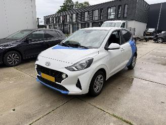 uszkodzony samochody osobowe Hyundai I-10 1.0 Comfort 67 PK -AIRCO-PDC-CRUISE 2023/2