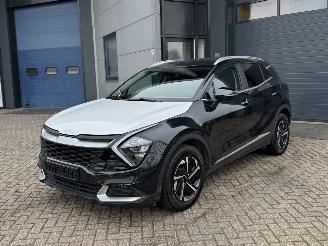 krockskadad bil auto Kia Sportage 1.6 T-Gdi Hybrid Dynamicline 2024/3