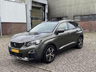 Schadeauto Peugeot 3008 1.6 BlueHdi Automaat Geen Schade 2018/1