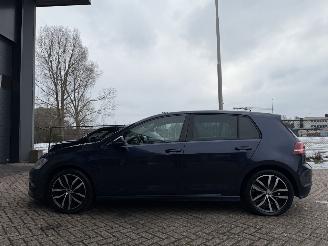 Volkswagen Golf 1.2 TSI R-Line 5Deurs Navi picture 4
