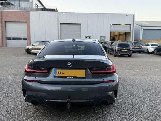 BMW 3-serie 320e M-Pakket Edition Plus Sfeerverlichting picture 6