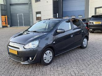 Auto incidentate Mitsubishi Space-star 1.2 Automaat Nap! Invite Airco Elektrische Ramen Nederlandse Auto 2013/9