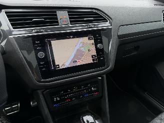 Volkswagen Tiguan 1.4 TSI EHybrid R-Line Pano picture 14