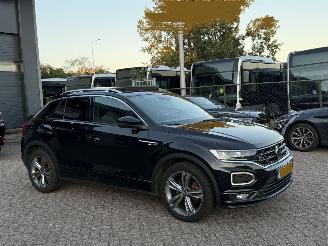 Schadeauto Volkswagen T-Roc 2.0 TDI 150Pk DSG R-Line Pano 2021/3