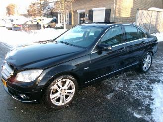 Schadeauto Mercedes C-klasse 180 BKUE EFFICIENCY AVANTGARDE  AUT SEDAN 2010/3