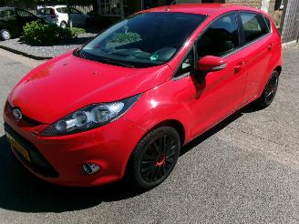 Voiture accidenté Ford Fiesta 1.25 LIMITED AIRCO 2011/12