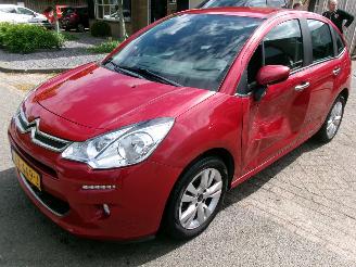 Voiture accidenté Citroën C3 1.2 PURETECH COLLECTION 2015/9