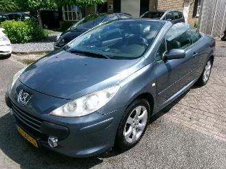 Auto incidentate Peugeot 307 1.6-16V CABRIOLET CLIMA LEDER 2009/2