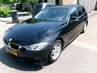 Schadeauto BMW 3-serie 320 D EFFICIENT DYNAMICS EDITION EXECUTIVE 2014/5