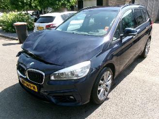 Unfallwagen BMW 2-serie 218 DIESEL GRAN TOURER 7P EXECUTIVE AUTOMAAT 2016/2
