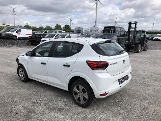 Dacia Sandero ESSENTIA  1.0 picture 2