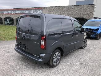 Unfallwagen Peugeot Partner 1.6 HDI 2017/4