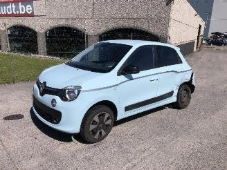 krockskadad bil auto Renault Twingo 1.0  LOOK SPORT 2019/6