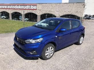 krockskadad bil auto Dacia Sandero 1.0 2022/1