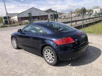 Schadeauto Audi TT 2.0 TDI  2009/1