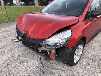 Renault Clio 4   1.1 picture 9