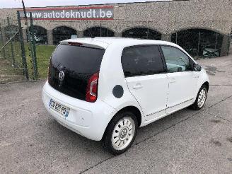 Damaged car Volkswagen Up! 1.0 2013/2